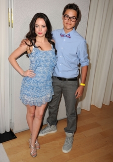 Freya Tingley feet photo 10