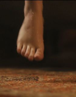 Freya Tingley feet photo 9