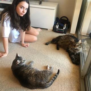 Freya Tingley feet photo 3