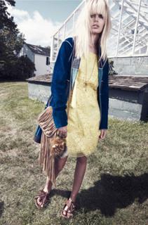 Frida Aasen feet photo thumbnail