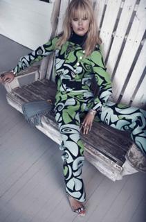 Frida Aasen feet photo thumbnail