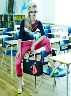 Frida Aasen feet photo thumbnail