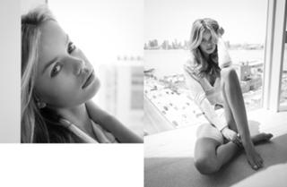 Frida Aasen feet photo thumbnail