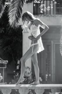 Frida Aasen feet photo thumbnail