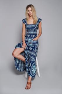 Frida Aasen feet photo thumbnail