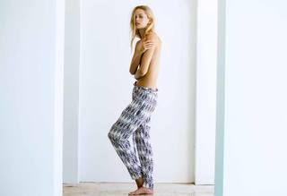 Frida Aasen feet photo thumbnail