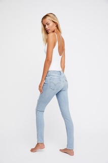 Frida Aasen feet photo thumbnail