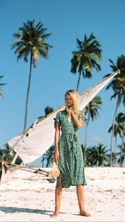Frida Aasen feet photo thumbnail