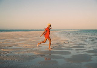 Frida Aasen feet photo thumbnail