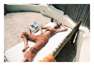 Frida Aasen feet photo thumbnail