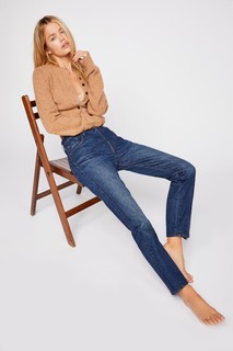 Frida Aasen feet photo thumbnail