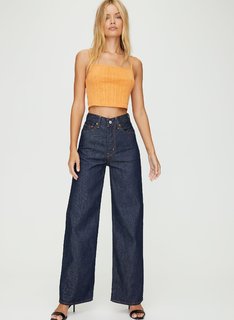 Frida Aasen feet photo thumbnail