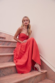 Frida Aasen feet photo thumbnail