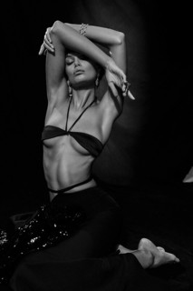 Frida Aasen feet photo thumbnail