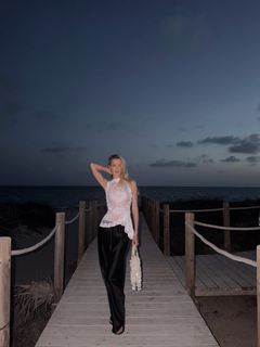 Frida Aasen feet photo 1
