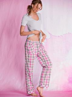 Frida Gustavsson feet photo 5