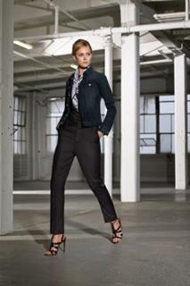 Frida Gustavsson feet photo 4