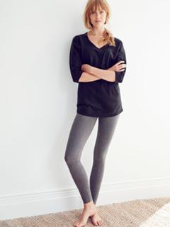 Frida Gustavsson feet photo 4