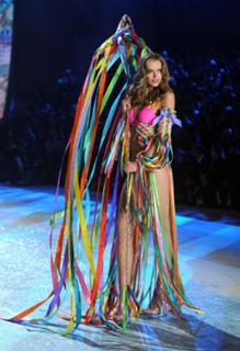Frida Gustavsson feet photo 15