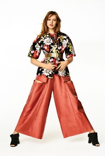Frida Gustavsson feet photo 17