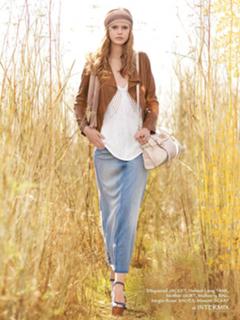 Frida Gustavsson feet photo 9