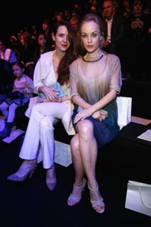 Friederike Kempter feet photo thumbnail