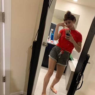 FrivolousFox ASMR feet photo thumbnail