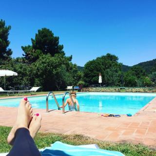 Froukje de Both feet photo 9
