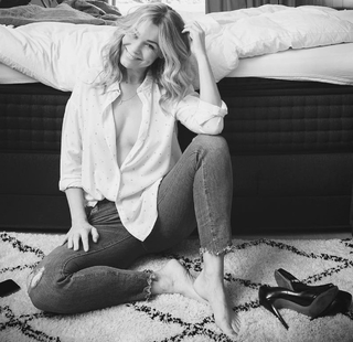 Froukje de Both feet photo 16
