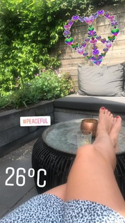 Froukje de Both feet photo 15