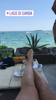 Froukje de Both feet photo 9