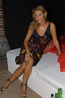 Froukje de Both feet photo 5