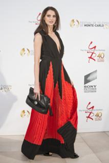 Frédérique Bel feet photo thumbnail