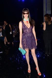 Frédérique Bel feet photo thumbnail