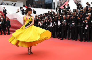 Frédérique Bel feet photo thumbnail