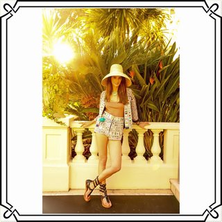 Frédérique Bel feet photo thumbnail