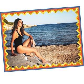 Frédérique Bel feet photo thumbnail