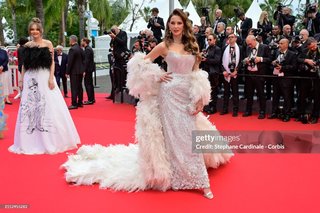 Frédérique Bel feet photo thumbnail