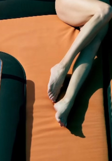 Frédérique Bel feet photo thumbnail