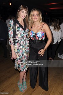 Frédérique Bel feet photo thumbnail