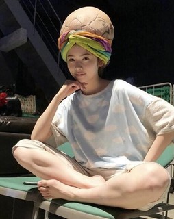 Fuka Koshiba feet photo 2
