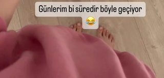 Fulya Zenginer feet photo 15