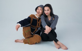 Fumi Nikaidô feet photo 3