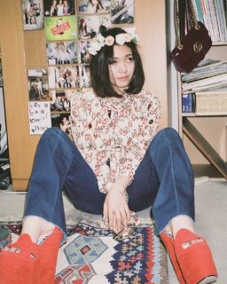 Fumi Nikaidô feet photo 1