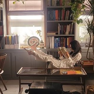 Fumi Nikaidô feet photo 8