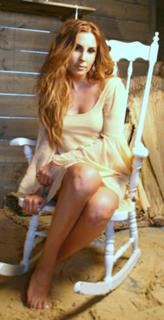 Funda Arar feet photo 1