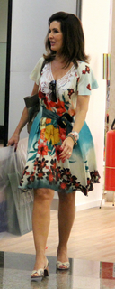 Fátima Bernardes feet photo thumbnail