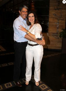 Fátima Bernardes feet photo thumbnail