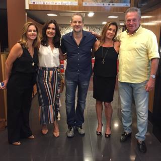 Fátima Bernardes feet photo thumbnail