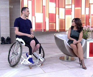 Fátima Bernardes feet photo thumbnail